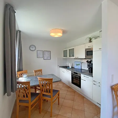 Lägenhet 01 & 10 Am Selliner *