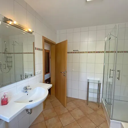 01 & 10 Am Selliner Lägenhet *